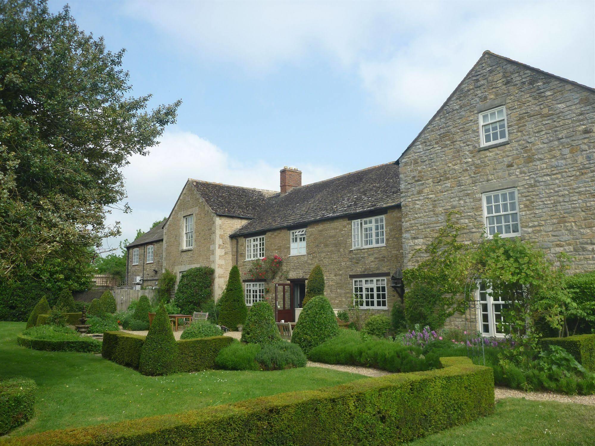 The Barnsdale, Rutland Hotel